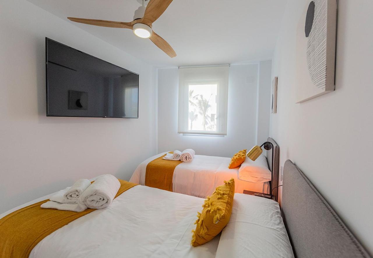 Homity Holidays - Playa Granada - Marina Golf Мотрил Екстериор снимка