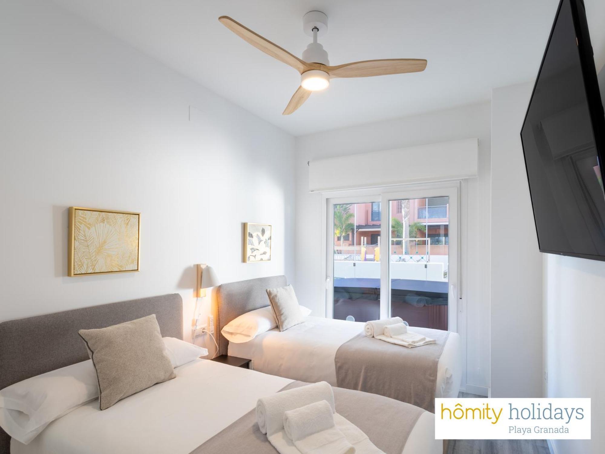 Homity Holidays - Playa Granada - Marina Golf Мотрил Екстериор снимка